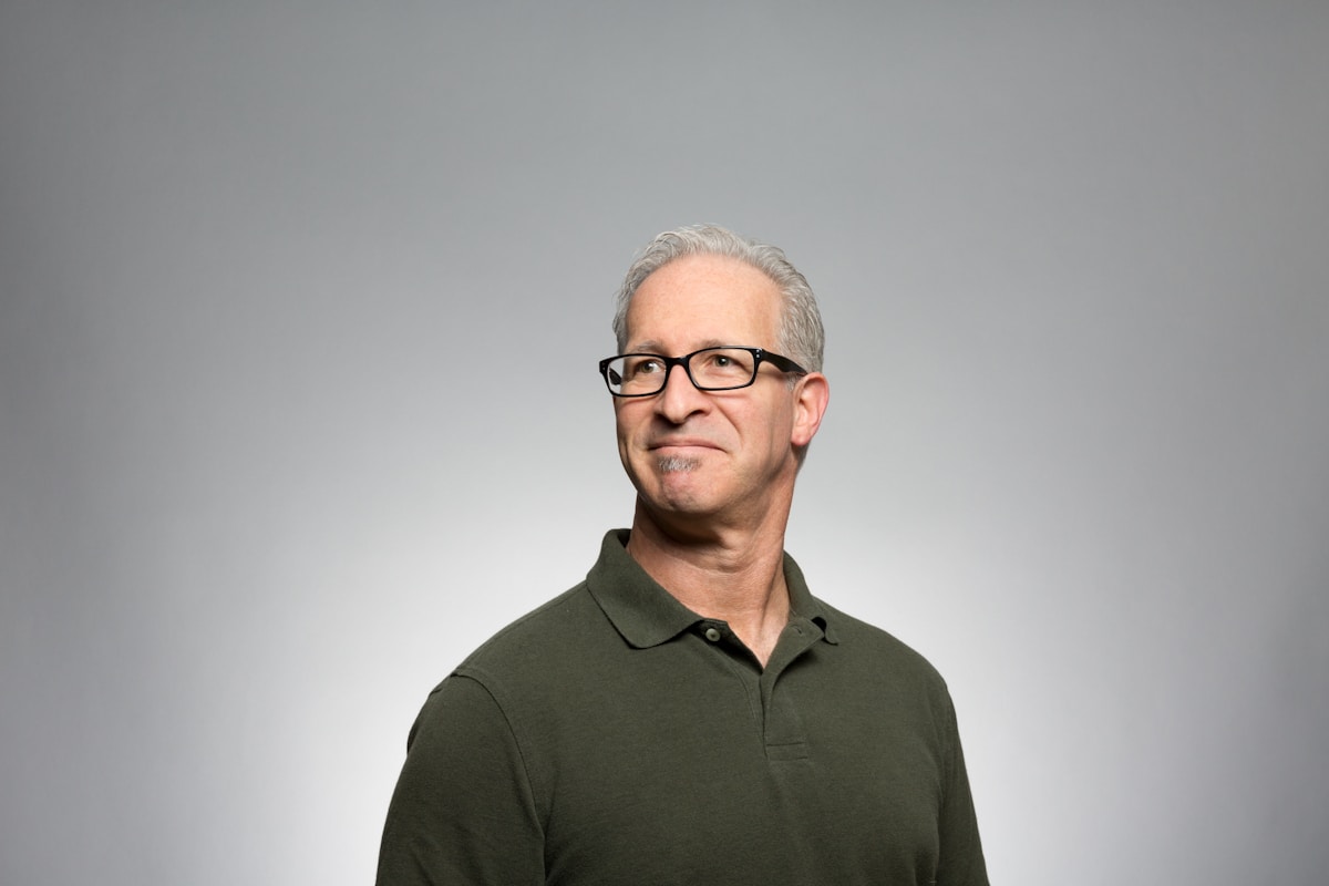 Media lead at AdBloom planning desk
